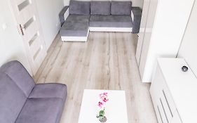Al-Dom Apartamenty Apartament Izi